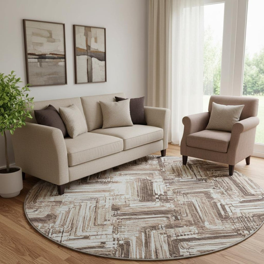 HomeRoots 8' Brown and Ivory Chevron Washable Round Rug - Stylish, Durable, UV-Protected for High-Traffic Areas 652878