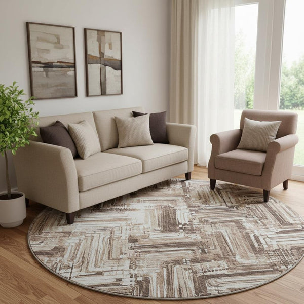 HomeRoots 8' Brown and Ivory Chevron Washable Round Rug - Stylish, Durable, UV-Protected for High-Traffic Areas 652878