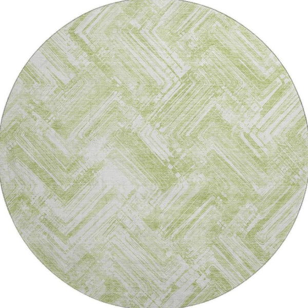 HomeRoots 8' Green and Ivory Chevron Round Rug - Washable, UV Protected, Durable Design for Modern Living Spaces 652890