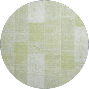 HomeRoots 8' Artichoke Green & Ivory Patchwork Round Rug - Washable, Stain Resistant & UV Protected Design 652908