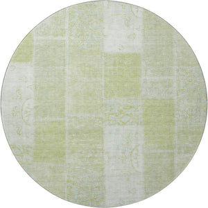 HomeRoots 8' Artichoke Green & Ivory Patchwork Round Rug - Washable, Stain Resistant & UV Protected Design 652908
