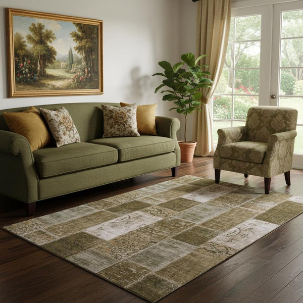 HomeRoots 5' Classic Brown and Ivory Patchwork Area Rug - Washable, UV-Protected, Non-Slip, Durable Design 652925
