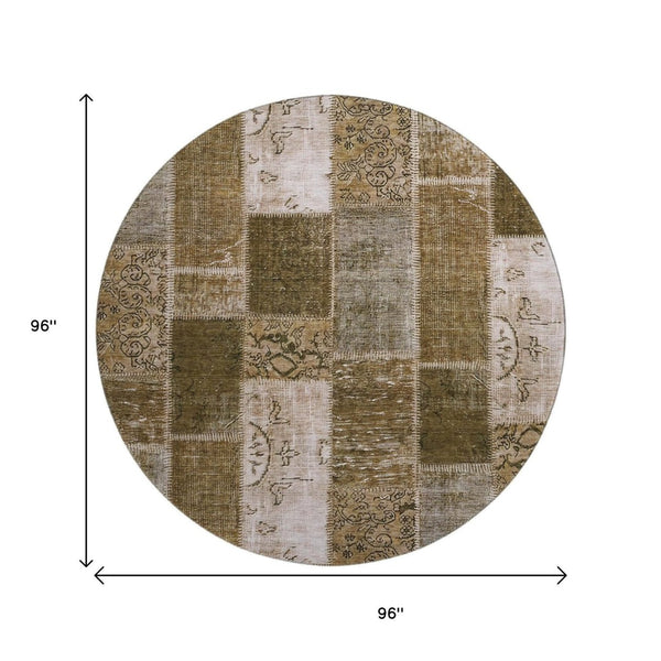 HomeRoots 8' Brown and Ivory Patchwork Round Rug - Washable, UV-Protected, Perfect for Kids and Pets! 652926