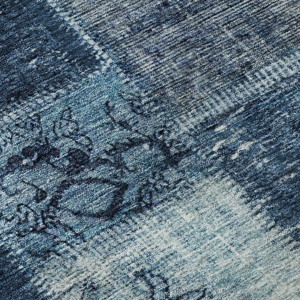 HomeRoots 8' Blue and Ivory Patchwork Round Rug - Stylish, Washable, UV Protected for Family Rooms & Patios! 652932