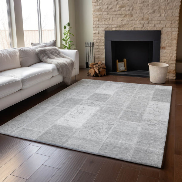 HomeRoots 8' X 10' Elegant Silver & Ivory Patchwork Area Rug - Washable, UV Protected, Stain Resistant Design 652963