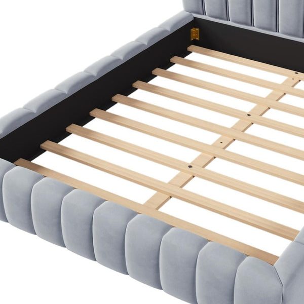 HomeRoots Light Blue Tufted Velvet Queen Bed Frame - Elegant Platform Design for a Chic Bedroom Retreat 653104
