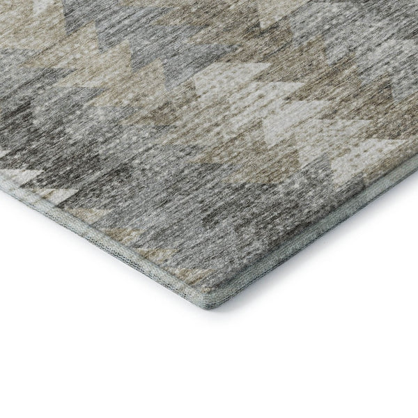 HomeRoots 8' X 10' Washable Geometric Area Rug in Taupe, Ivory & Gray – Durable, UV-Protected & Stylish Design 653150