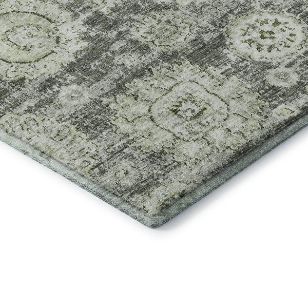 HomeRoots 8' Artichoke Green Floral Washable Round Rug - Durable, Stain Resistant, UV Protected for Homes 653173