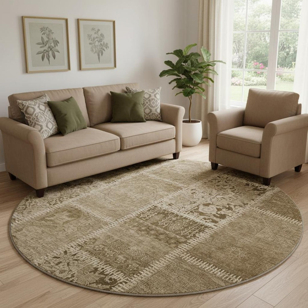 HomeRoots 8' Brown and Beige Patchwork Round Rug - Stylish, Washable, UV-Protected, Soft Polyester for Comfort 653239