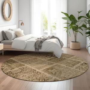 HomeRoots 8' Brown and Beige Patchwork Round Rug - Stylish, Washable, UV-Protected, Soft Polyester for Comfort 653239