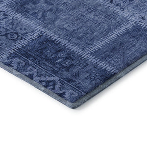 HomeRoots 8' Navy Blue & Ivory Patchwork Round Rug - Soft, Washable, UV Protected for Indoor & Outdoor Use 653251