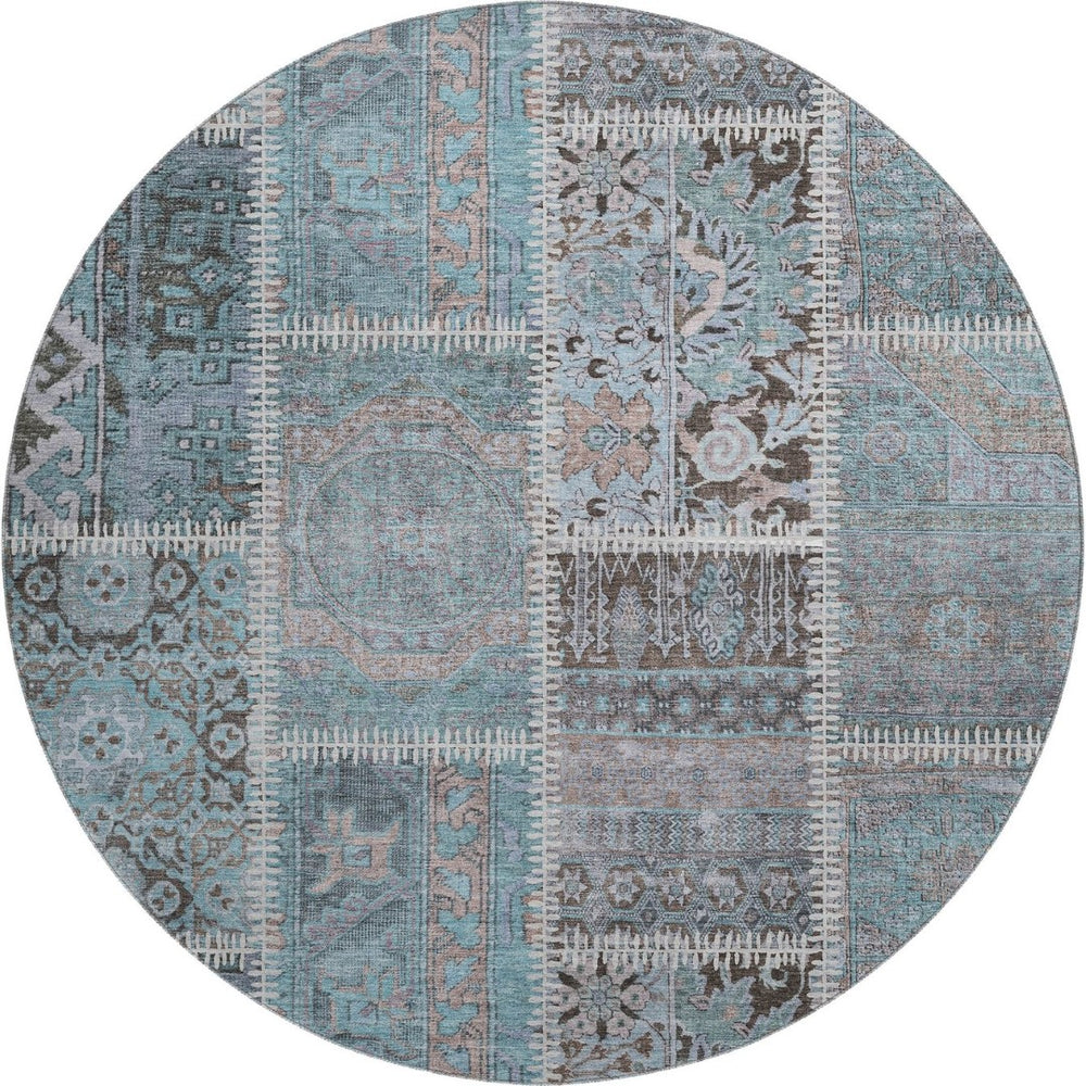 HomeRoots 8' Teal and Beige Round Patchwork Rug - Washable, UV Protected, Stain Resistant for Stylish Spaces 653257