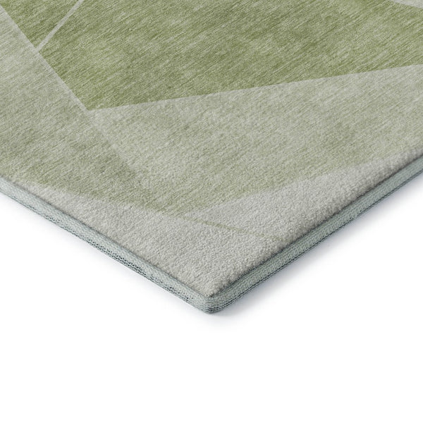 HomeRoots 5' Artichoke Green & Ivory Geometric Area Rug – Washable, UV-Protected, Durable for High-Traffic Spaces 653274