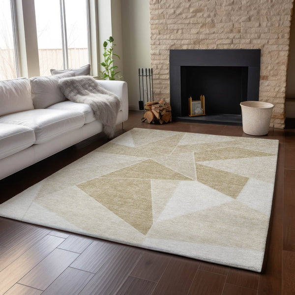 HomeRoots 8' X 10' Stylish Beige & Ivory Geometric Washable Area Rug - UV Protected, Durable & Easy Care! 653282