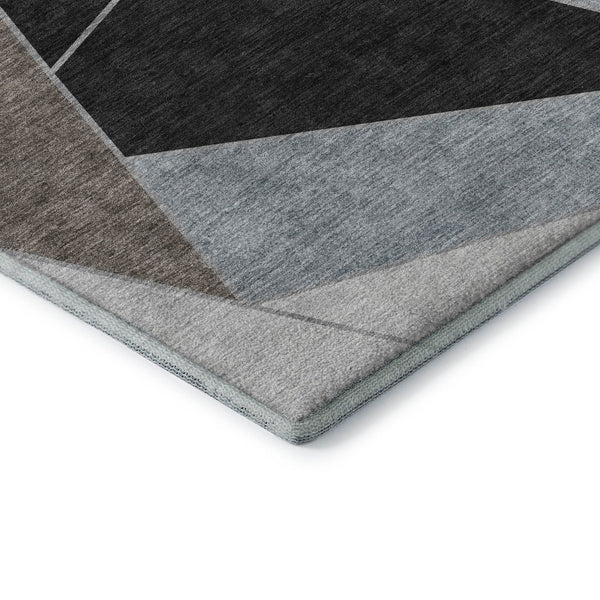HomeRoots 8' Chocolate Brown & Gray Geometric Round Rug – Washable, UV-Protected, Durable, & Stylish for Homes 653305