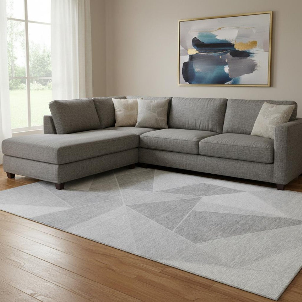 HomeRoots 8' X 10' Gray And Silver Geometric Area Rug - Washable, UV-Protected, Durable for Busy Homes! 653312