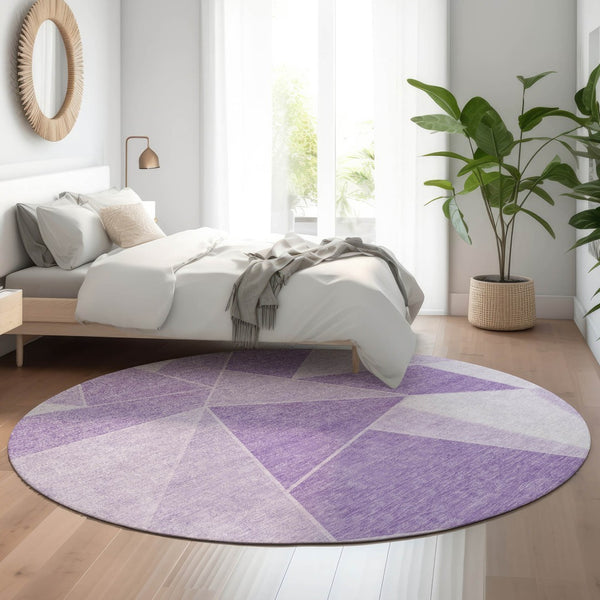 HomeRoots 8' Lilac and Ivory Geometric Washable Round Rug - Stain Resistant, UV Protected, Durable Design 653317