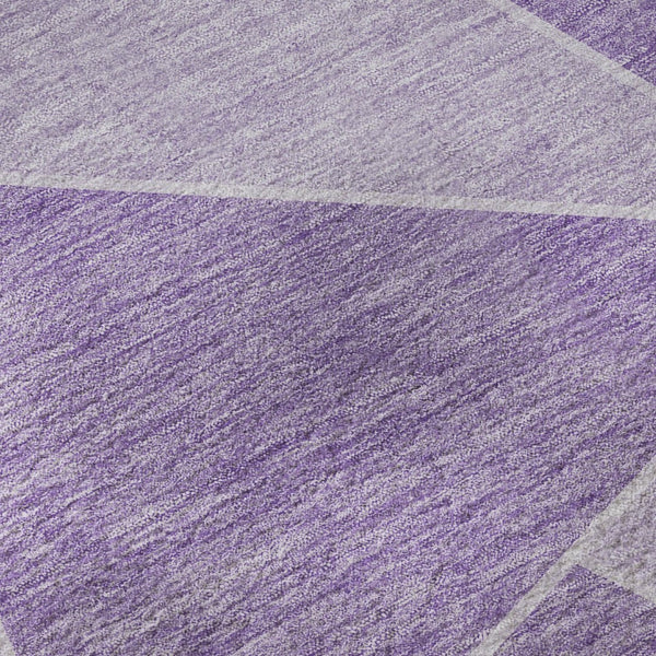 HomeRoots 8' Lilac and Ivory Geometric Washable Round Rug - Stain Resistant, UV Protected, Durable Design 653317