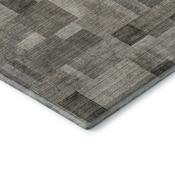 HomeRoots 8' Taupe Charcoal Beige Geometric Round Rug - Washable, UV Protected, Durable for Indoor & Outdoor Use 653437