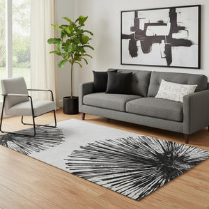 HomeRoots 5' Black and Ivory Abstract Washable Area Rug - Stain-Resistant, UV Protected, Durable Design for Homes 653526