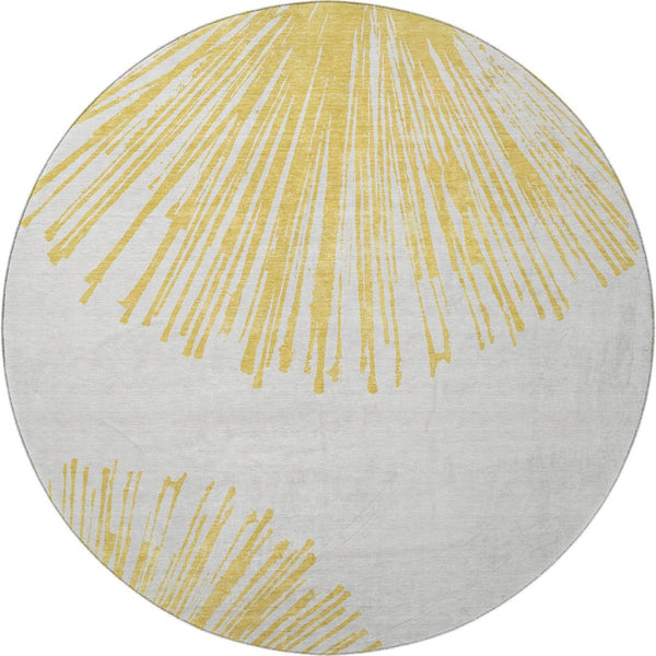 HomeRoots 8' Gold and Ivory Round Rug - Abstract Design, Washable, Stain-Resistant, UV Protected for Homes 653539
