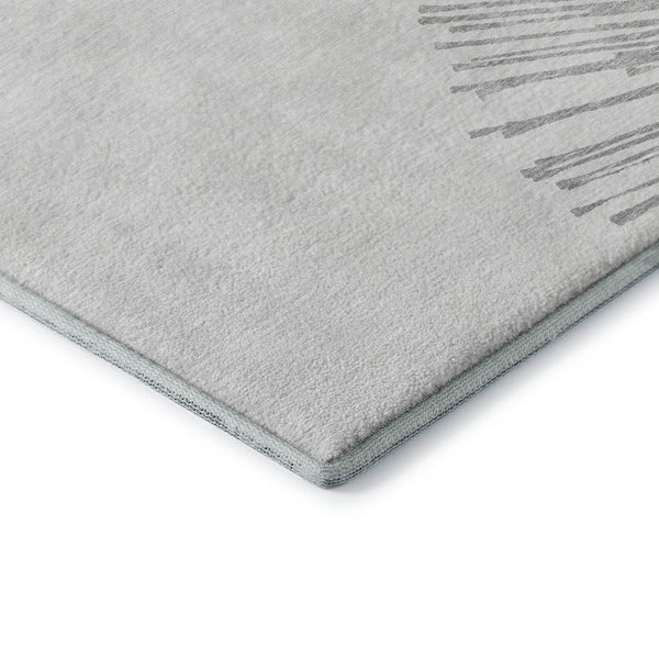 HomeRoots 8' Gray And Ivory Abstract Round Rug - Washable, UV Protected, Durable & Stylish for Any Space 653545