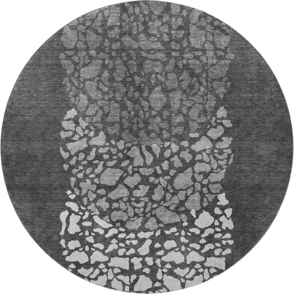 HomeRoots 8' Charcoal and Ivory Abstract Round Rug - Washable, UV Protected, Family-Friendly & Stylish Design 653569