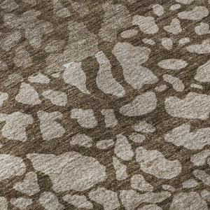 HomeRoots 5' X 8' Chocolate And Ivory Abstract Area Rug - Washable, UV-Protected, Durable for Busy Homes 653574