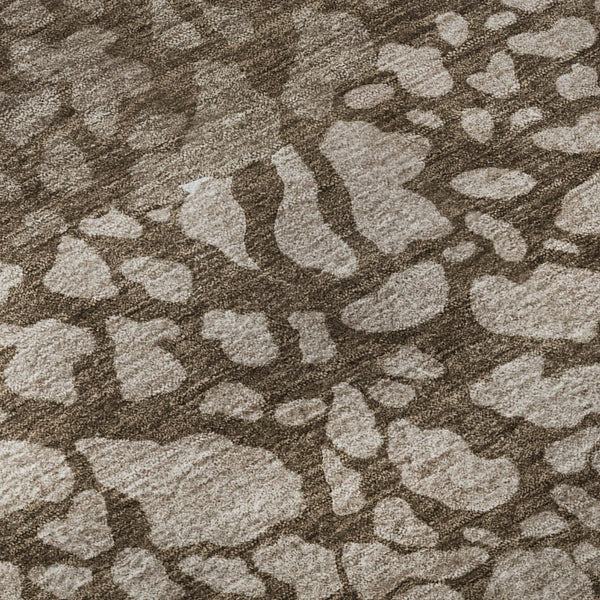 HomeRoots 5' X 8' Chocolate And Ivory Abstract Area Rug - Washable, UV-Protected, Durable for Busy Homes 653574