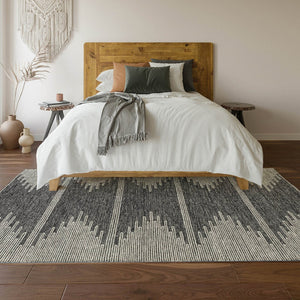 HomeRoots 10' X 14' Charcoal & Ivory Abstract Washable Area Rug – UV Protected, Stylish & Kid-Friendly Design 653677