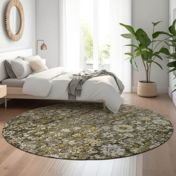 HomeRoots 8' Coffee Ivory and Gold Washable Oriental Round Rug with UV Protection for Elegant Spaces 653782