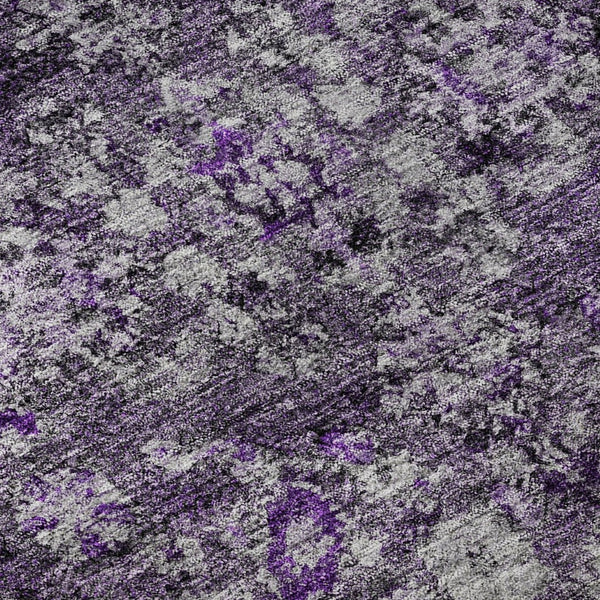HomeRoots 8' Purple and Ivory Oriental Round Rug - Washable, UV Protected, Durable for Homes with Kids & Pets 653788