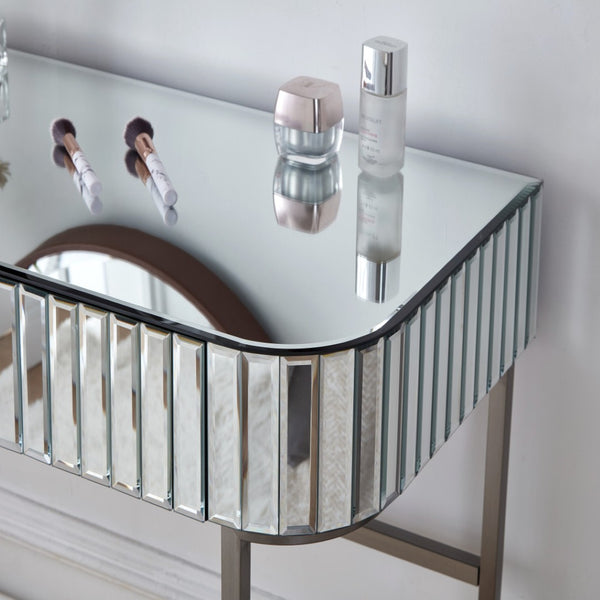 HomeRoots 39" Elegant Silver Mirrored Vanity Table with Two Drawers - Chic Storage Solutions for Any Space 653858