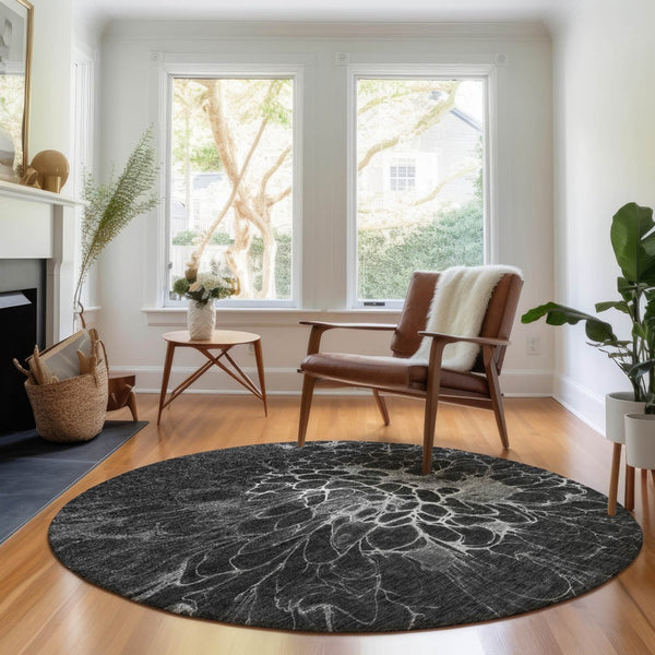 HomeRoots 8' Charcoal and Silver Abstract Round Rug - Stylish, Washable, UV Protected for Modern Homes 654557