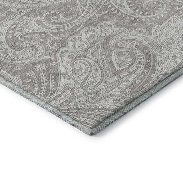 HomeRoots 8' Taupe and Ivory Paisley Washable Round Rug – Durable, Stain-Resistant with UV Protection for Homes 654683