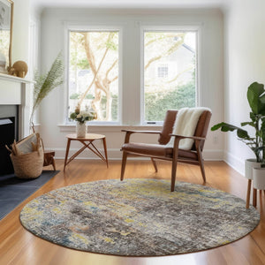 HomeRoots 8' Coffee and Gold Abstract Round Rug - Washable, UV-Protected, Stain-Resistant for Modern Spaces 654763