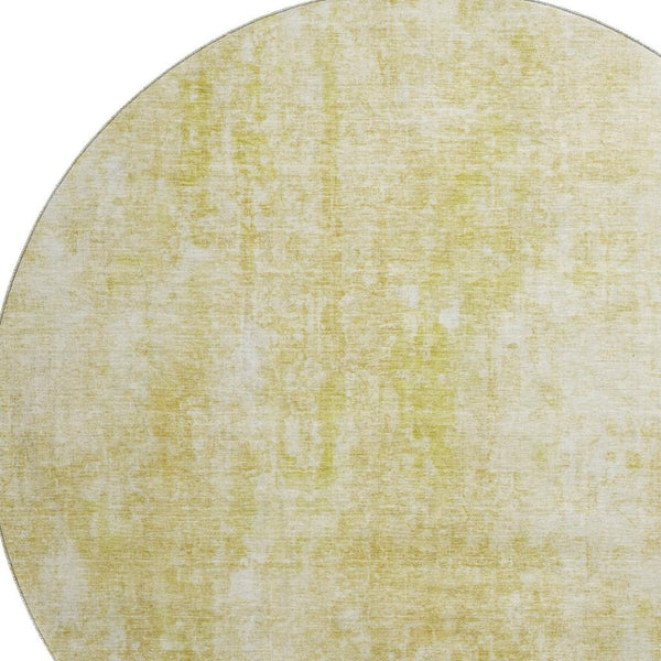 HomeRoots 8' Gold and Ivory Round Rug - Washable, Stain Resistant, UV Protected Design for Modern Homes 654793