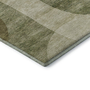 HomeRoots 8' Beige and Olive Green Geometric Washable Round Rug - Durable, Stain Resistant, UV Protected Decor Piece 654823