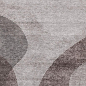 HomeRoots 5' X 8' Geometric Area Rug in Coffee & Taupe - Washable, UV Protected, Kid & Pet-Friendly Design 654840