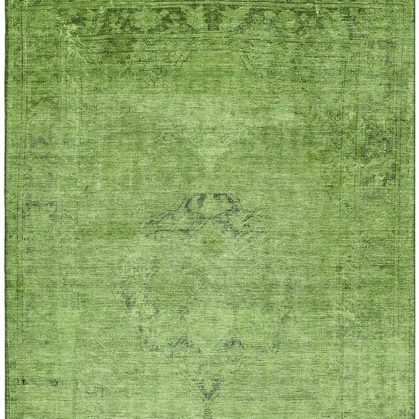 HomeRoots 8' X 10' Artichoke Green & Gray Oriental Area Rug - Washable, UV Protected, Perfect for Families! 654860