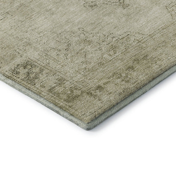 HomeRoots 8' Beige and Brown Oriental Round Rug - Washable, UV Protected, Stain Resistant for Busy Homes 654865