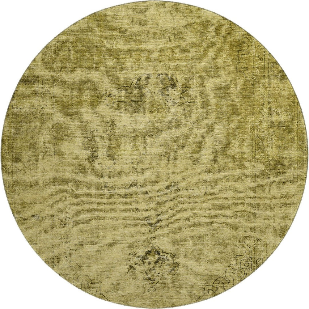 HomeRoots 8' Gold and Wheat Oriental Round Rug - Washable, UV Protected, Stylish & Durable for Any Space 654883
