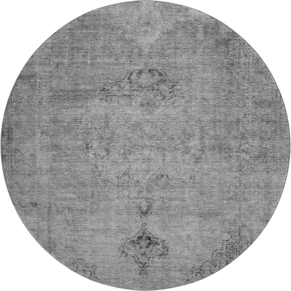 HomeRoots 8' Gray and Ivory Oriental Round Rug - Washable, UV Protected, Soft & Stain-Resistant for Family Homes 654889