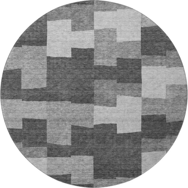 HomeRoots 8' Gray and Silver Geometric Round Rug - Washable, Stain Resistant, UV Protected for Modern Spaces 654931