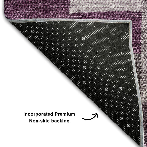 HomeRoots 8' X 10' Merlot Gray & Ivory Geometric Area Rug - Washable, UV-Protected, Family-Friendly Design! 654938