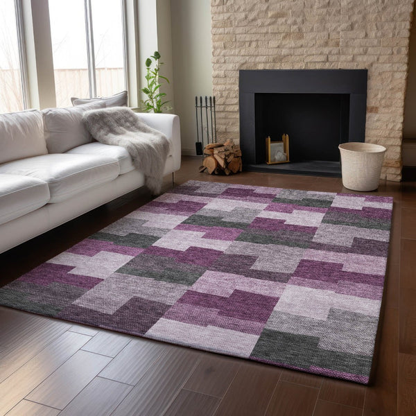 HomeRoots 8' X 10' Merlot Gray & Ivory Geometric Area Rug - Washable, UV-Protected, Family-Friendly Design! 654938