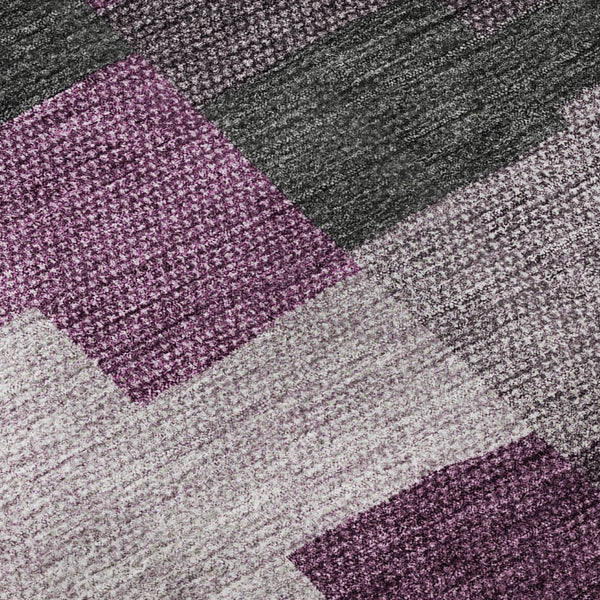 HomeRoots 10' X 14' Merlot Gray Geometric Area Rug - Stylish, Washable, UV Protected for Active Homes & Pets 654940