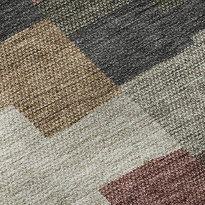 HomeRoots 8' Modern Rust Gray and Ivory Geometric Round Rug – Washable, UV-Protected, and Stain-Resistant Design 654949