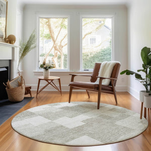 HomeRoots 8' Taupe & Ivory Geometric Round Rug - Washable, UV Protected, Stain Resistant for Busy Homes! 654961