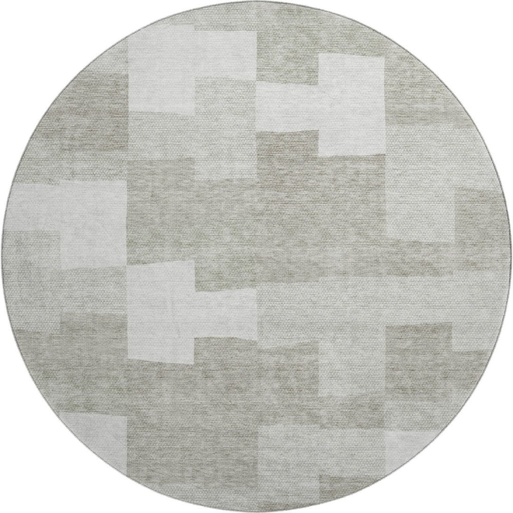 HomeRoots 8' Taupe & Ivory Geometric Round Rug - Washable, UV Protected, Stain Resistant for Busy Homes! 654961